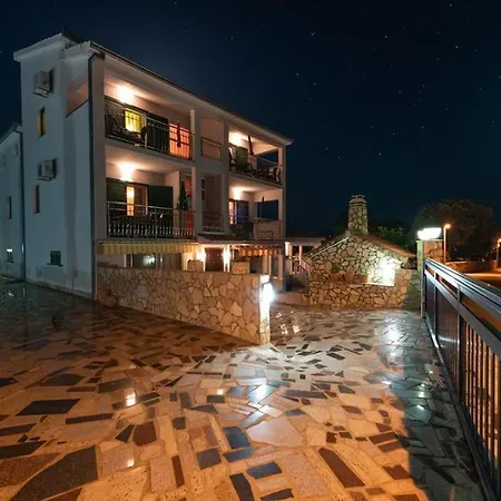Maison d'hôtes Karen Vinišće