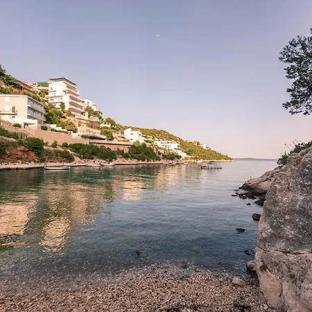 Pensjonat Karen Vinišće
