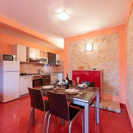 Guest house Karen Vinisce