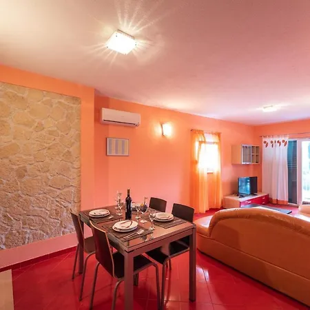 Karen 4* Vinišće