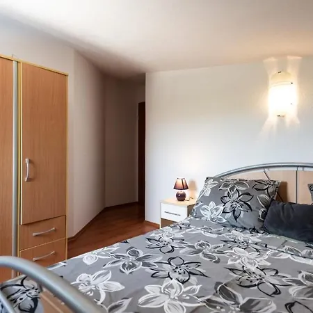 Karen 4* Vinišće
