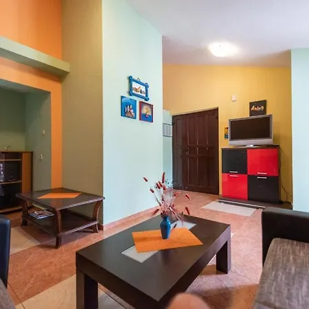 Karen Guest house *